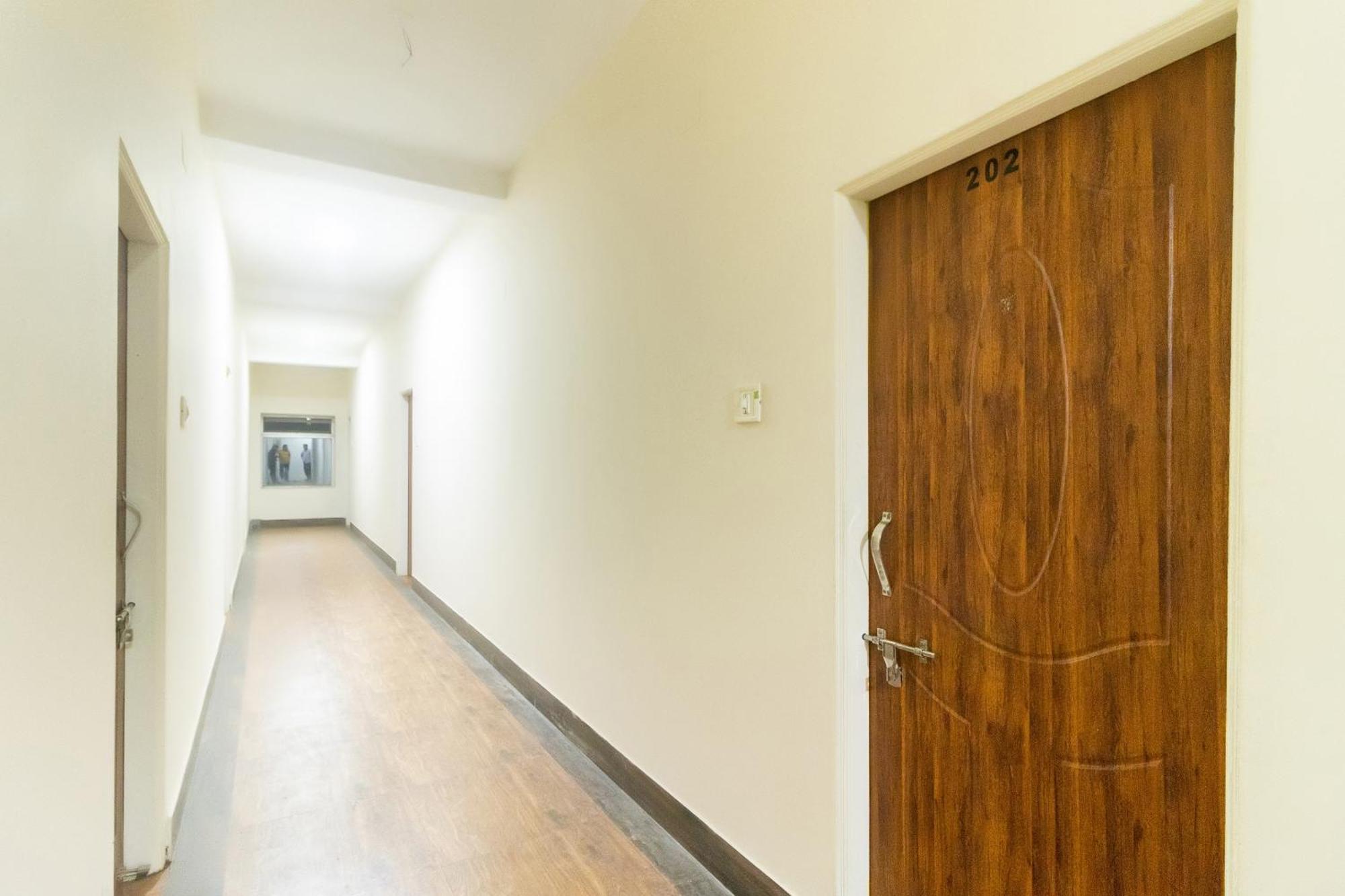 Spot On Prabir Residency Inn Urāli المظهر الخارجي الصورة